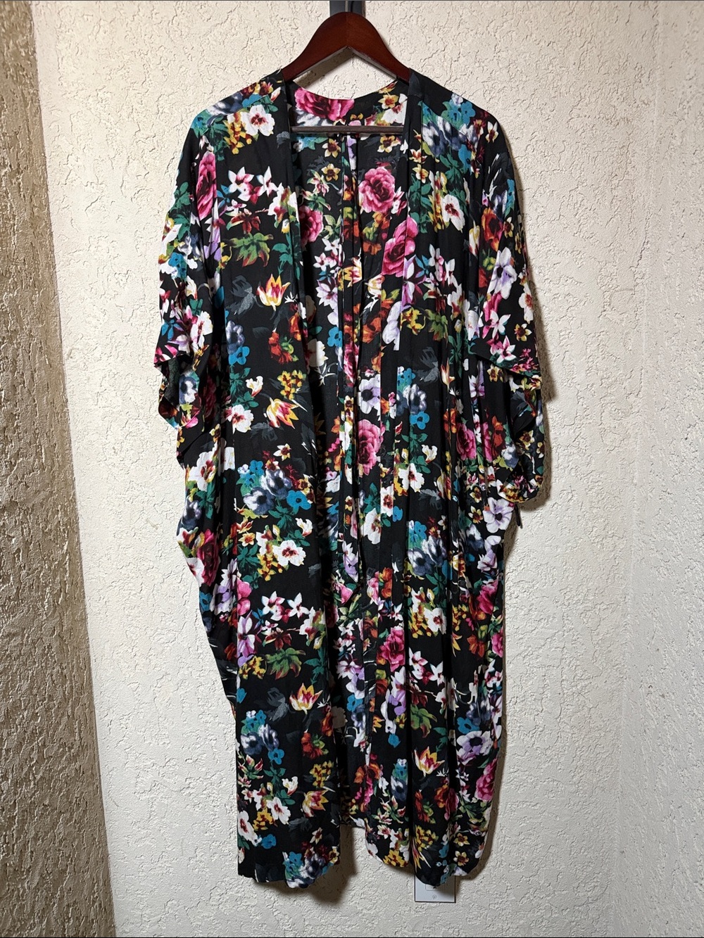 Black Floral Open-Front Caftan Kimono One Size - Picture 3 of 5